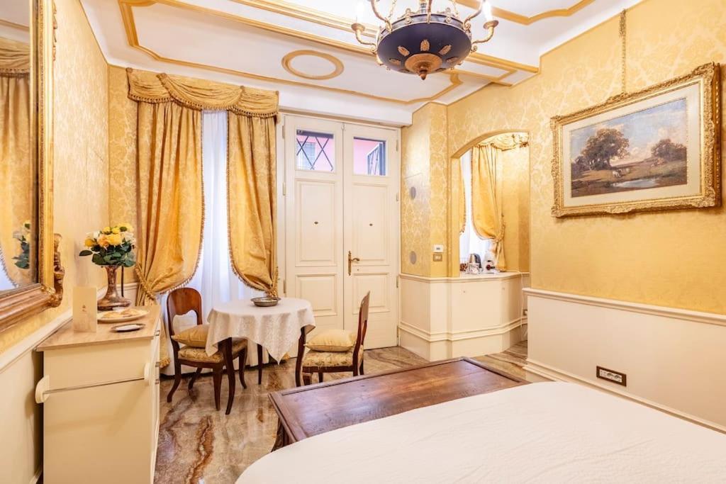 Ground Floor Luxe Historic Studio City Centre Apartment Bologna Exterior photo
